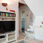 Ammos 2 - Seafront Maisonette, Glyfo Beach, Sifnos *