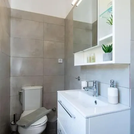 Ammos 2 - Seafront Maisonette, Glyfo Beach, Sifnos بيت للعطل