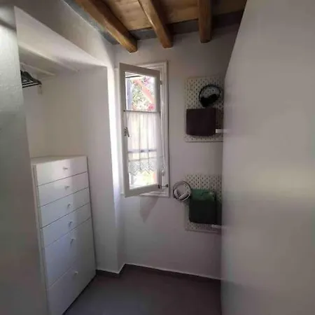 Holiday home Ammos 2 - Seafront Maisonette, Glyfo Beach, Sifnos Chrisopigi (Sifnos)