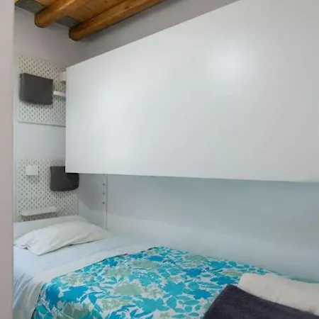 Holiday home Ammos 2 - Seafront Maisonette, Glyfo Beach, Sifnos