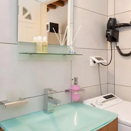 Ammos 2 - Seafront Maisonette, Glyfo Beach, Sifnos Holiday home Chrisopigi (Sifnos)