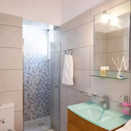 Ammos 2 - Seafront Maisonette, Glyfo Beach, Sifnos Holiday home Chrisopigi (Sifnos)